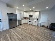 Photo - 1334 W 22nd St