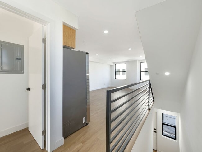 Photo - 1856 Redondo Blvd Unit 1856