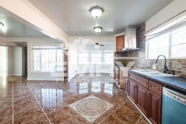 Photo - 3652 Platt Ave Unit 3652