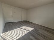 Photo - Eastborne III Apartments