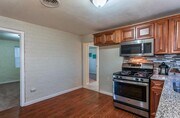 Photo - Eclectic 2 Bedroom 1 Bathroom with 2 Offic... House