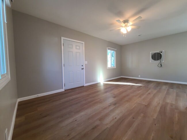 Photo - 908 W Hays St Unit A - 908 W Hays St