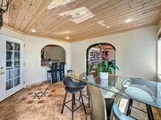 Photo - 2327 Maxson St