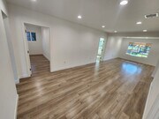 Photo - 7665 Machrea St