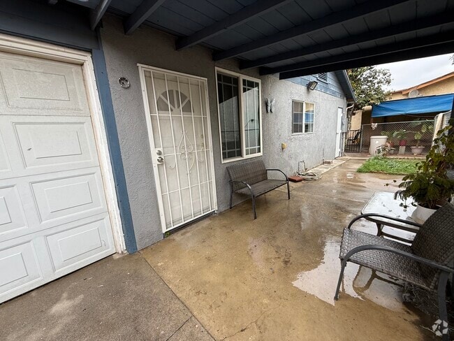 Building Photo - 2755 Knox Ave Rental