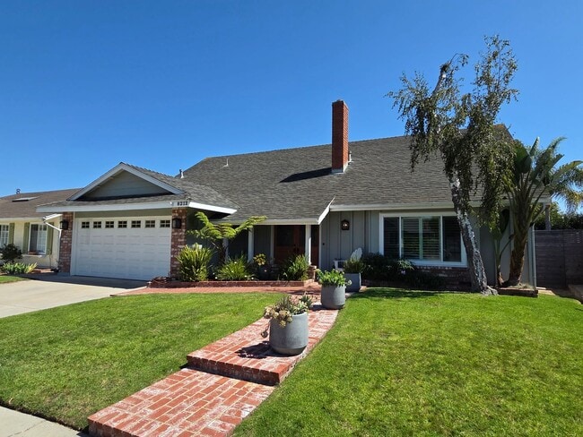 E. Ventura 4+2.5 Single Family Home w/ man... - E. Ventura 4+2.5 Single Family Home w/ man...