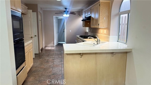 Photo - 7487 Holloway