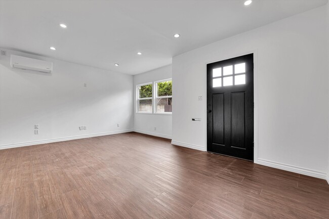 Photo - 4078 Alla Rd