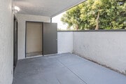 1BR, 1BA - 727SF - Patio - Beachpoint Apartments