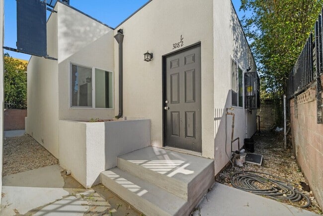 Photo - MUST SEE! Unit 328 1/2