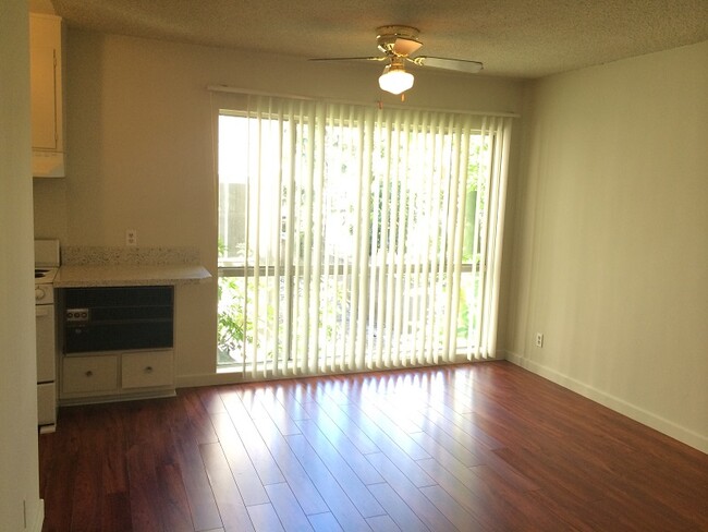Photo - Casablanca West Apartments