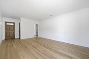 Photo - 2 bedroom, den and 1.5 bath, a few blocks of SPHS