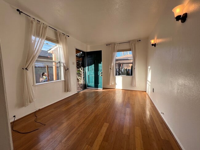 Living room - 4950 W 119th Pl