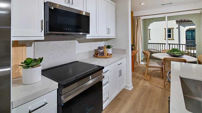 Photo - 2604 Faye Dr