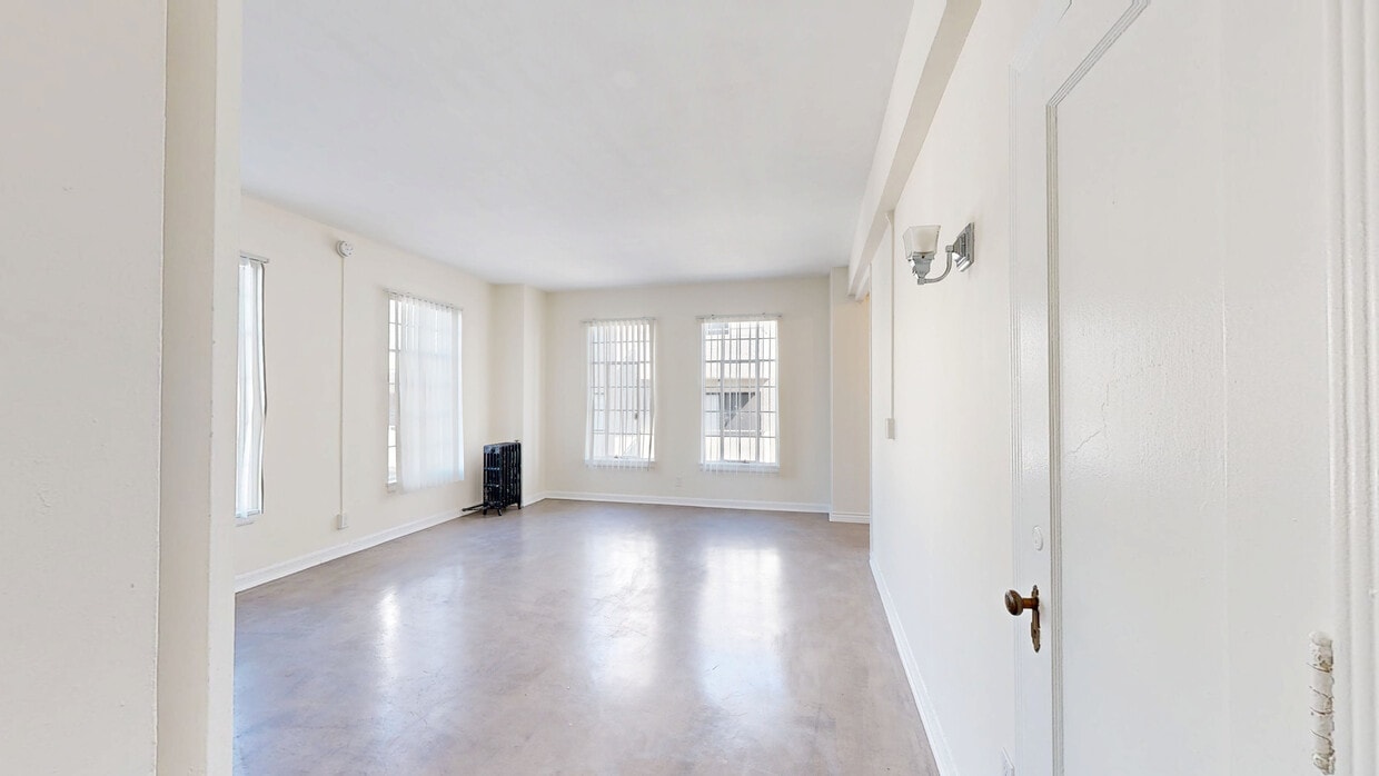 3D Tour - Wilshire Mediterranean Apartments