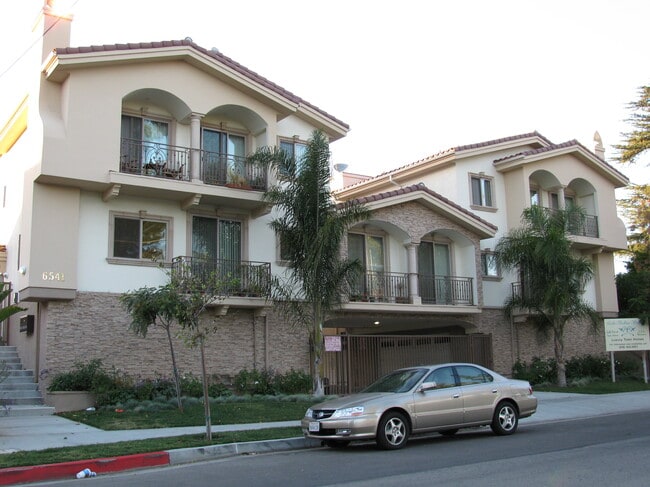Photo - 6541 Odessa Ave Unit 7