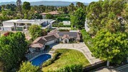 Photo - 18433 Tarzana Dr House