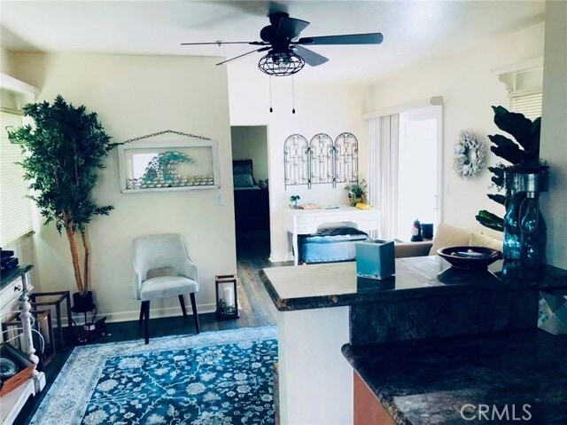 Building Photo - 318 Metropole Ave