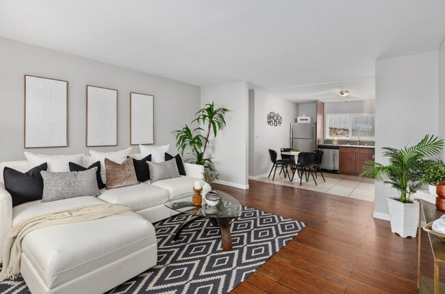 Building Photo - 5050 A St Unit 11 Rental