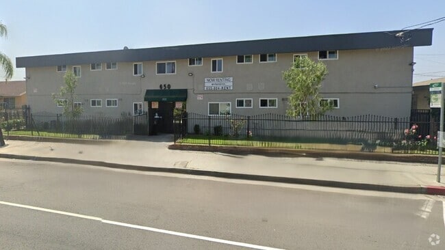 Building Photo - 650 W Gardena Blvd Rental