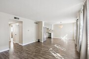 Photo - 18555 Collins St House