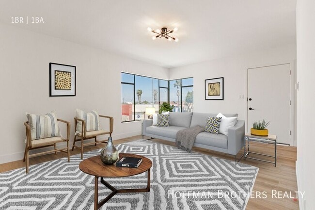 Building Photo - 150 S Alvarado St Unit 4