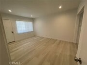 Photo - 1152 E 77th St