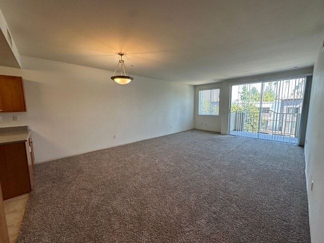 Photo - Available Low Income Unit - 2bed2bath cond...