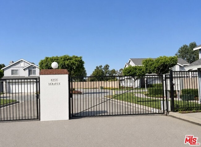 Photo - 8950 Serapis Ave Unit 10
