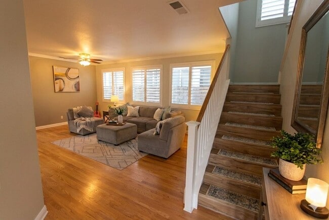 Photo - 25712 Hammet Cir
