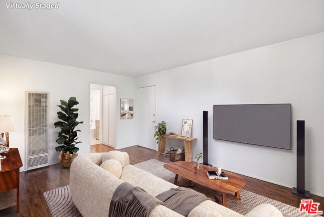 Photo - 14551 Vose St Unit C
