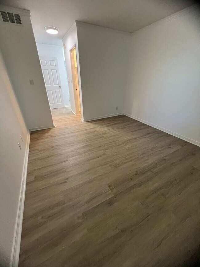 Photo - 18620 Hatteras St Unit 265