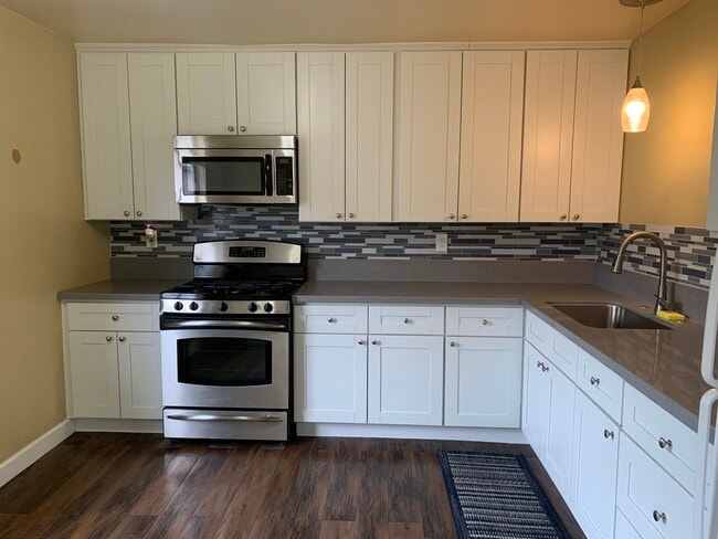 Photo - 642 Lemar Park Dr Unit #4