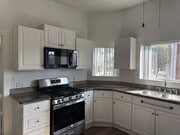 Photo - 939 University Ave Unit 202