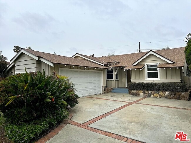 Photo - 3406 Wade St