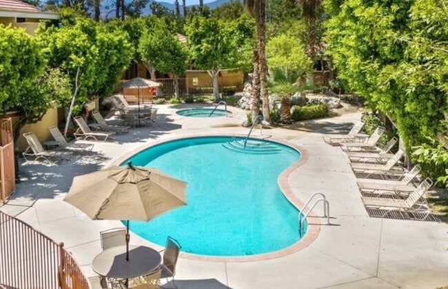 Building Photo - 2501 N Indian Canyon Dr Unit 611