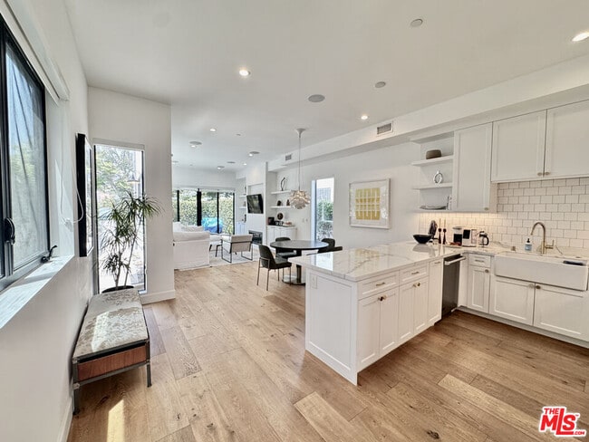 Photo - 11848 Tennessee Pl