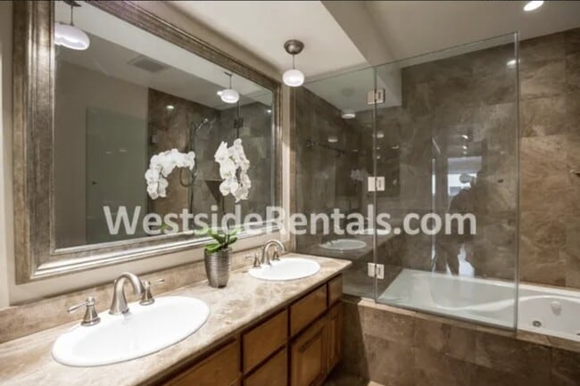 Photo - 11970 Montana Ave