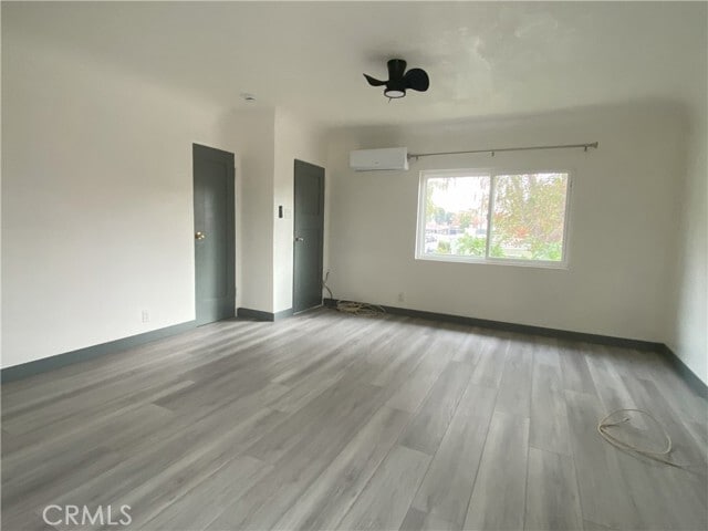 Photo - 5103 Lindsey Ave Unit B