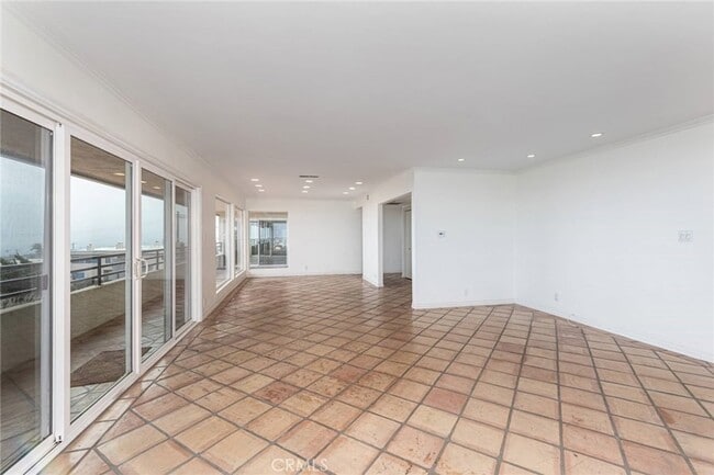 Photo - 3431 S Peck Ave