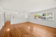 Photo - 2825 Woodbine Ave House