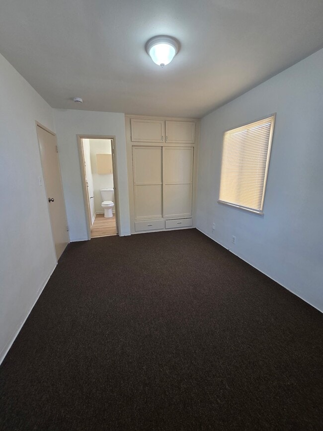 Photo - 10105 Pinehurst Ave