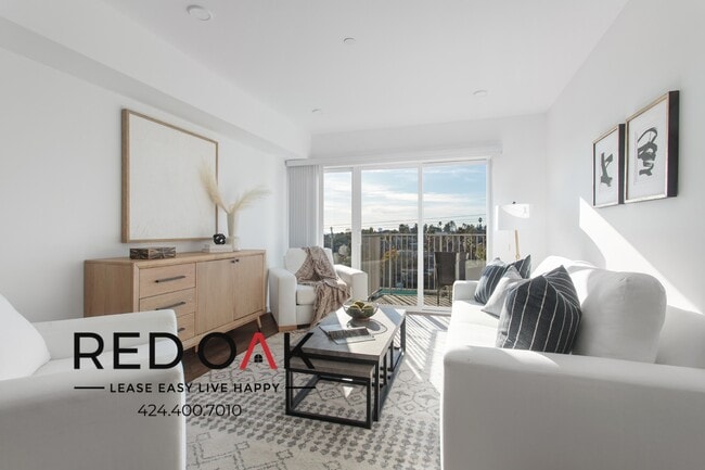 1011-1013 Everett St - 1011-1013 Everett St Condo Unit B-213