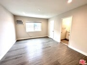Photo - 1051 S Sherbourne Dr Unit 6