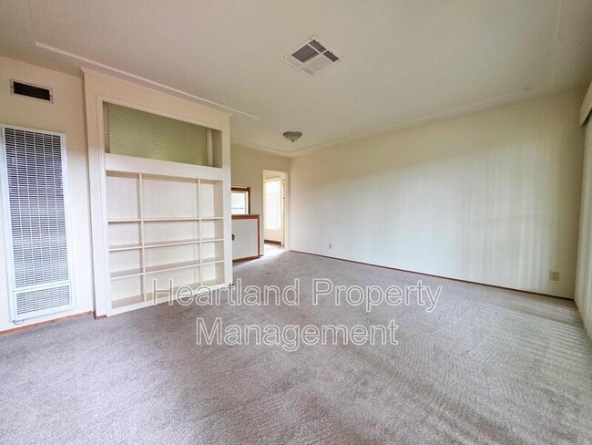 Photo - 5129 Wilson St