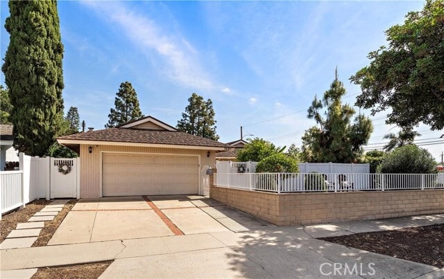 Photo - 1481 Lance Dr