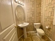 Photo - Spacious 3 Bed 2.5 Bath with a loft Ventura home