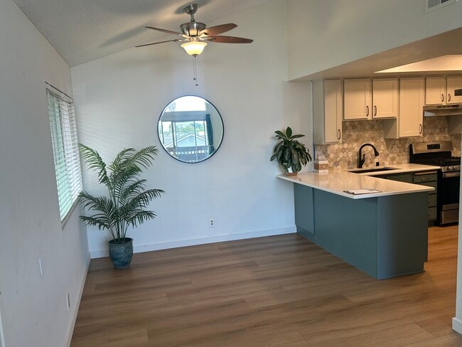 Dining Room - 25925 Oak St Unit 25925 Oak St. #104