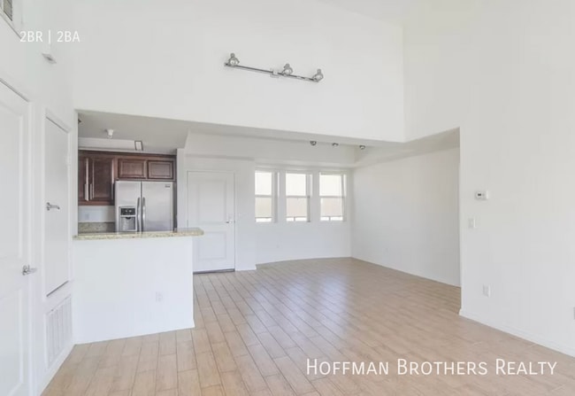 Photo - 11925 Kling St Unit 303