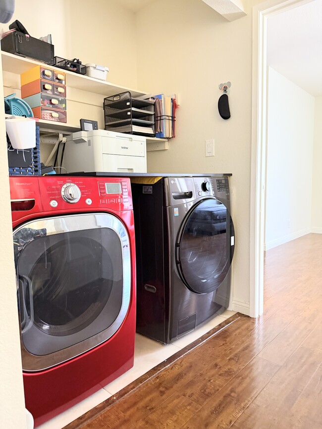 Building Photo - 13532 Francisquito Ave Unit D Rental